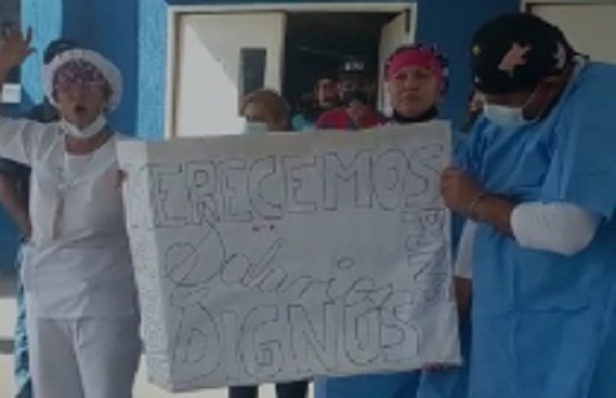 Administración del Hospital Adolfo Pons cita a trabajadores que protestan por un sueldo digno (Video)