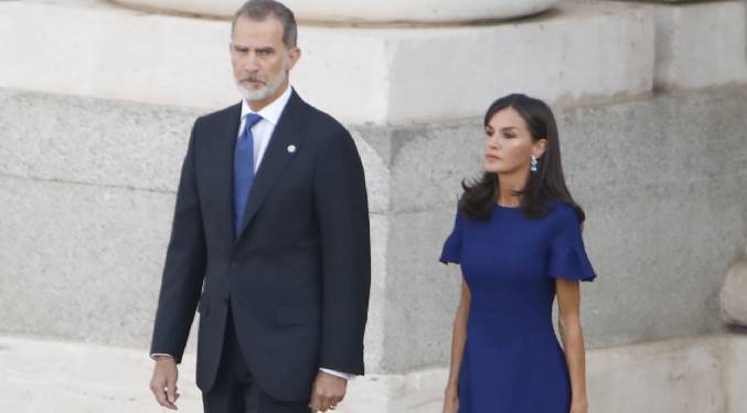 Los reyes de España llegan esta tarde a Atenas para el funeral de Constantino II