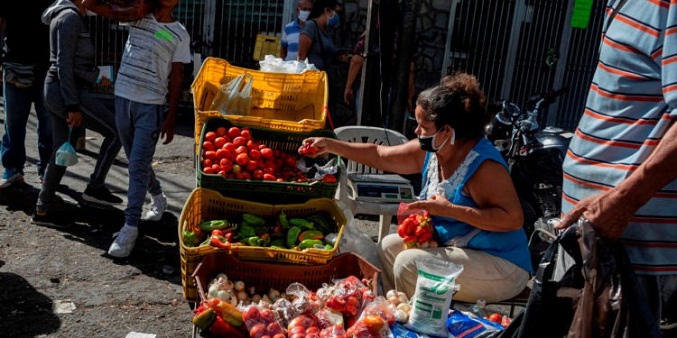 Economista estima entre 50 y 60 % de informalidad laboral en Venezuela