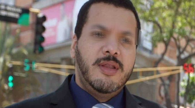 Condenan a más de 16 años de prisión al abogado Jesús Silva por golpear a su esposa