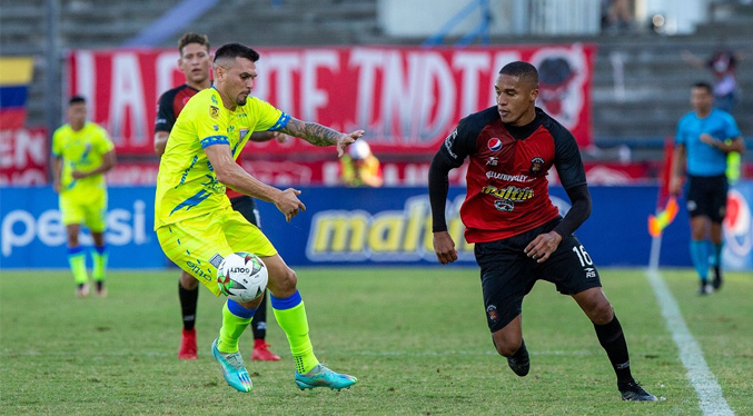 Deportivo Rayo Zuliano no supo mantener la ventaja ante el Caracas FC: Empate a 3 en el Olímpico