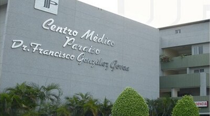 Lanzan granada y disparan contra el Centro Médico Paraíso la madrugada de este jueves