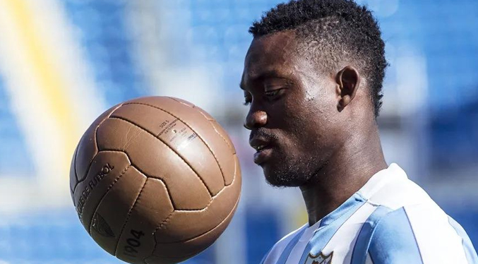 El futbolista Christian Atsu es encontrado bajo los escombros en Turquía