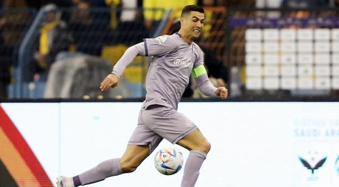 Cristiano Ronaldo marca el primer gol oficial con la camiseta del Al Nassr