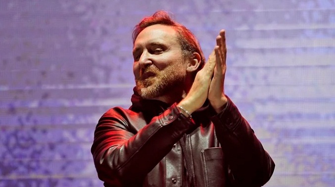 David Guetta causa un gran revuelo al meter una voz de Eminem usando inteligencia artificial