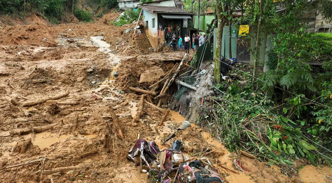 Muertos por las lluvias en Brasil llegan a 45