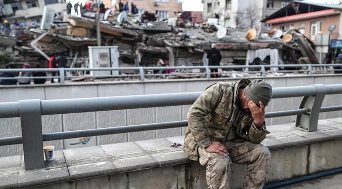 Asciende a más de 36 mil el número de víctimas mortales por el terremoto en Turquía