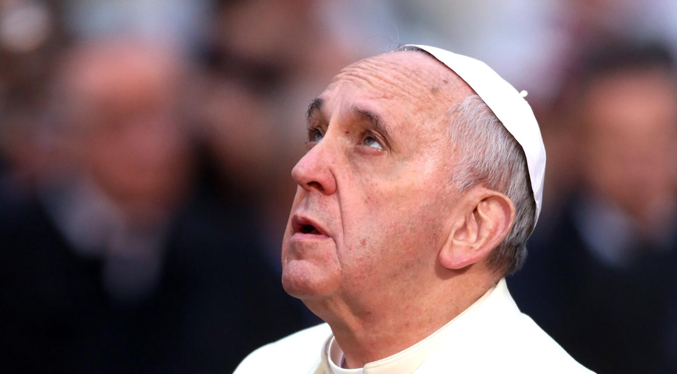 El Papa asegura que es muy triste ver a la Iglesia como si fuera sólo un Parlamento
