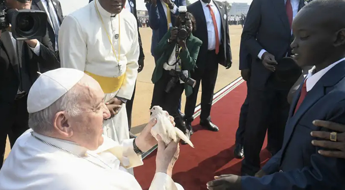 El Papa desde Sudán: Mi primer deber es ensuciarme las manos con este pueblo que sufre