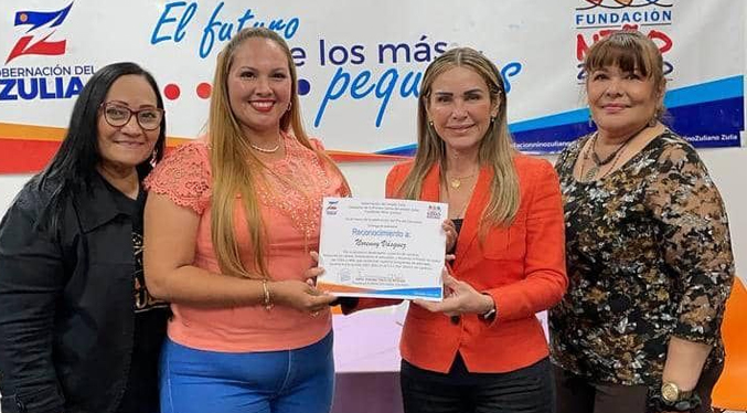 Maestros de la Fundación Niño Zuliano reciben reconocimiento a su labor