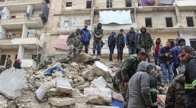 Más de siete mil muertos por los terremotos de Turquía y Siria