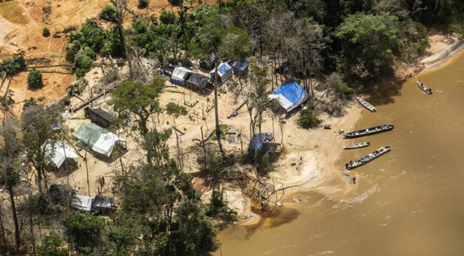 Brasil afirma que comenzó a retomar el control del territorio indígena Yanomami