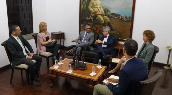 Venezuela y la Unión Europea abordan iniciativas de cooperación cultural