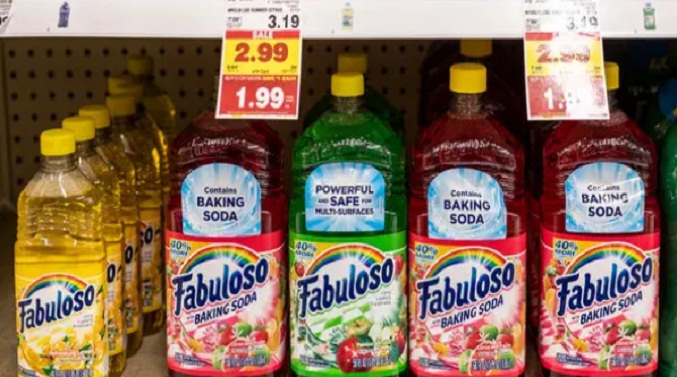 Retiran del mercado casi cinco millones de botellas de Fabuloso por bacteria