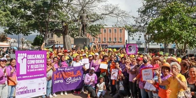 Oficialismo venezolano formaliza el registro de los Consejos Feministas