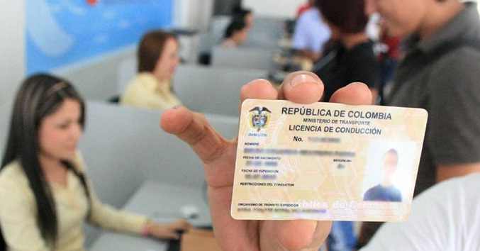 Venezolanos con PPT pueden tramitar licencia de conducir en Colombia