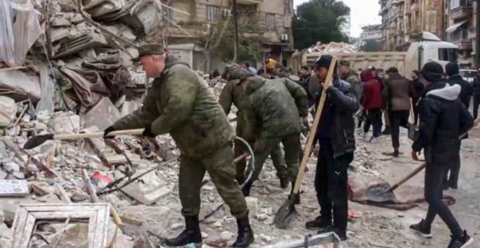 Más de ocho mil rescatados de los escombros de terremoto en Turquía