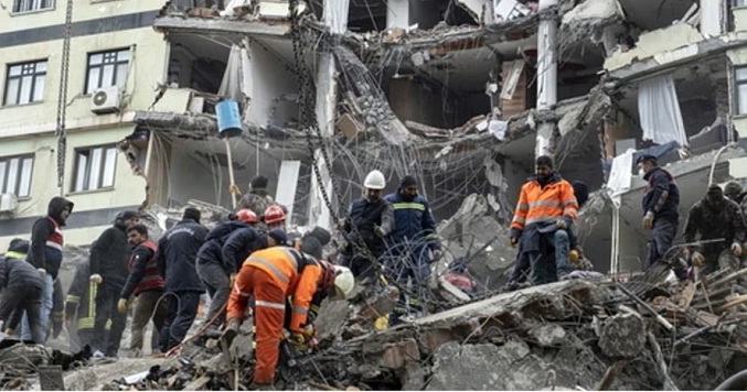 Los fallecidos por terremotos en Turquía y Siria superan los 16 mil