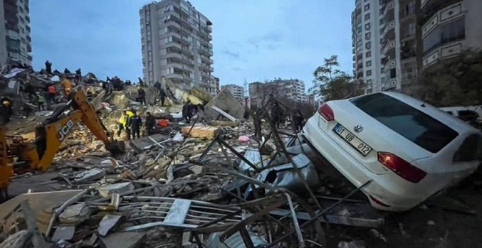 Suben a más de 33 mil muertos en Turquía y Siria por el terremoto