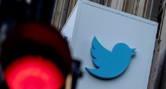 Turquía restringe Twitter por ola de críticas al Gobierno