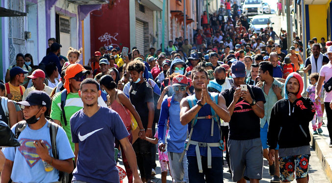 Primera caravana de migrantes del año con venezolanos sale de México a EEUU