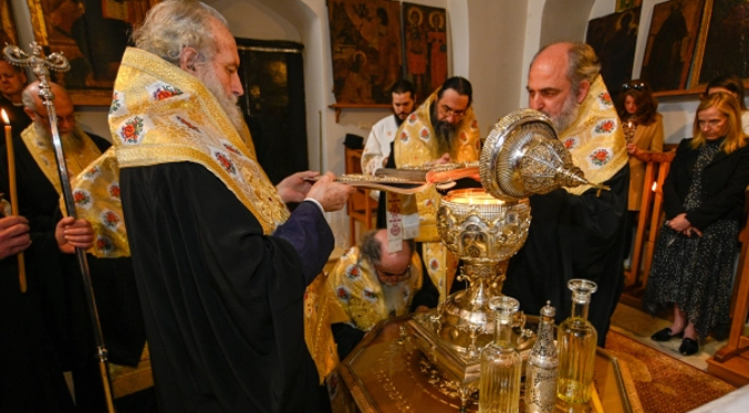 Consagran en Jerusalén el aceite para la coronación del rey Carlos III