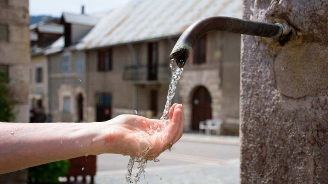 ONU abre la cumbre del agua pidiendo medidas rápidas ante la crisis actual