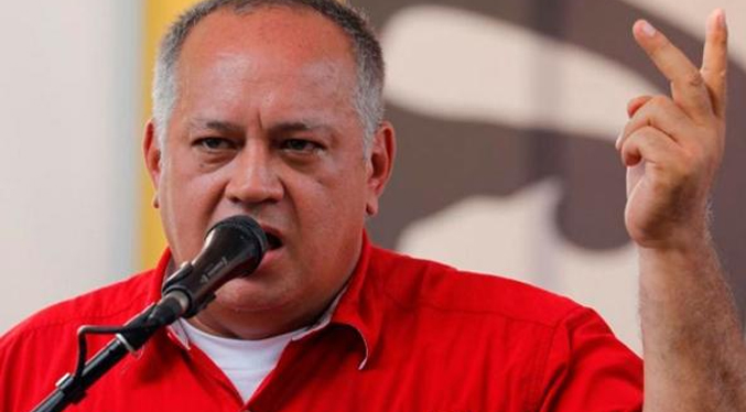 Diosdado Cabello pide a los jóvenes que no caigan en tentaciones o trampas