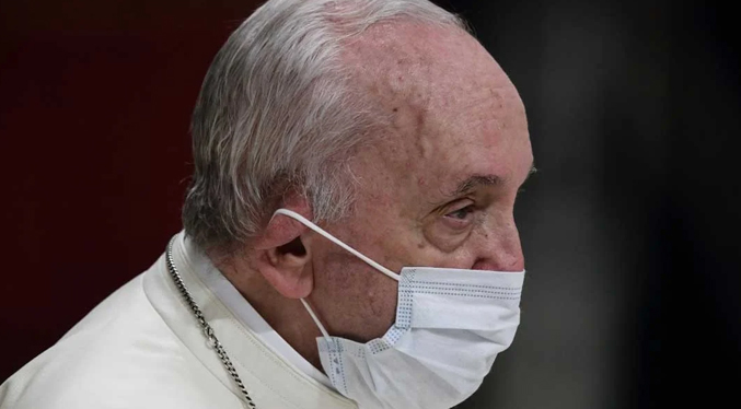 El Papa permanecerá hospitalizado varios días por una infección respiratoria