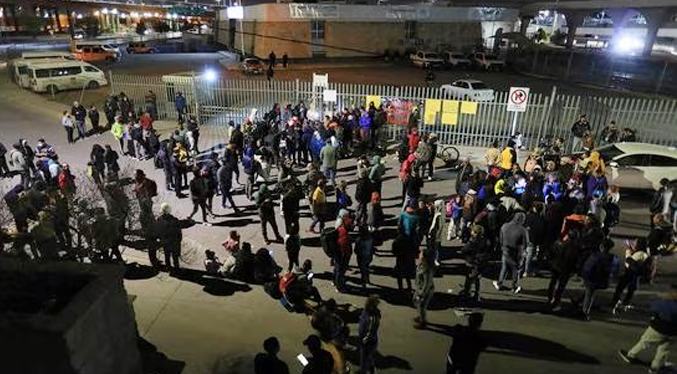 Responsables por muerte de 38 migrantes en un incendio en Ciudad Juárez son presentados en la Fiscalía