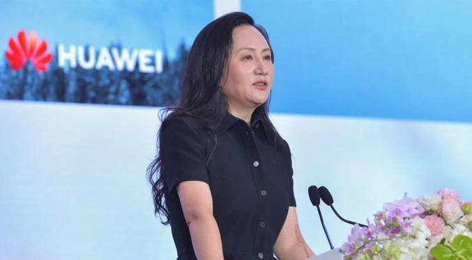 Las ganancias de Huawei se desploman y la hija del fundador asume la presidencia