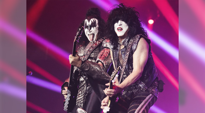 Kiss vende su catálogo y propiedad intelectual, Gene Simmons dice que es una “colaboración”