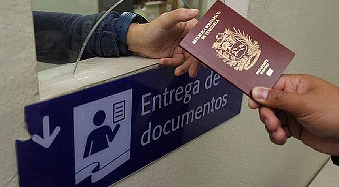 Gobierno Nacional inicia entrega de pasaportes y prórrogas en Ecuador