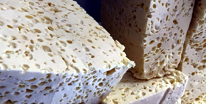 Cerca del 85 % de la leche producida en Venezuela se utiliza para elaborar quesos
