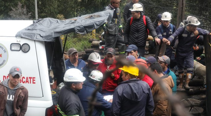 Hallan muertos a 10 mineros por explosión en Colombia y víctimas suben a 21