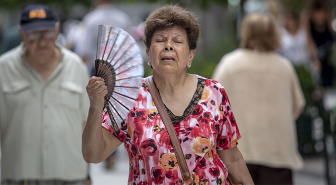 Llegada del calor podría afectar a pacientes con hipertensión y adultos mayores