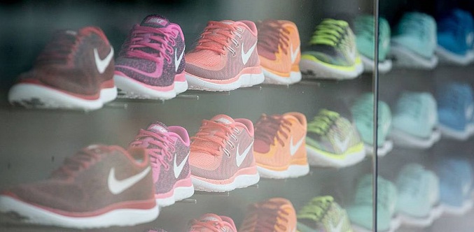 Denuncia de estafa en tienda de Nike en Venezuela abre debate sobre marcas de EEUU en el país