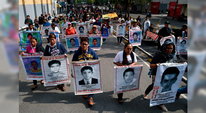 México: 9 policías presos por la desaparición de 43 estudiantes en el caso Ayotzinapa