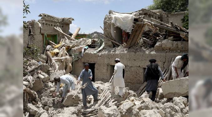 Terremoto deja al menos 12 muertos en Afganistán y Pakistán