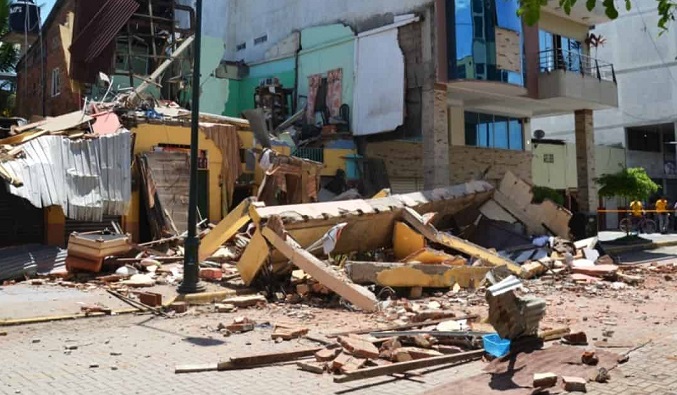 Ascienden a 446 los heridos por sismo de 6,5 en Ecuador