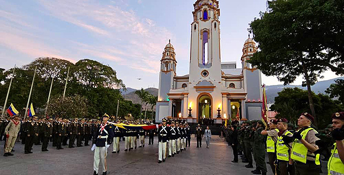 Autoridades conmemoran 213 aniversario del 19 Abril de 1810