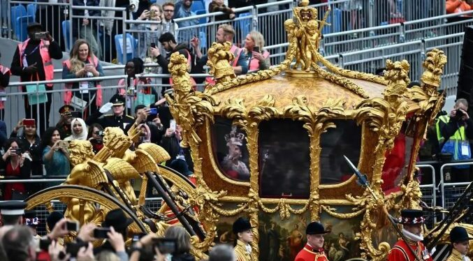 Carlos III y Camila usaran una carroza más moderna el día de la coronación