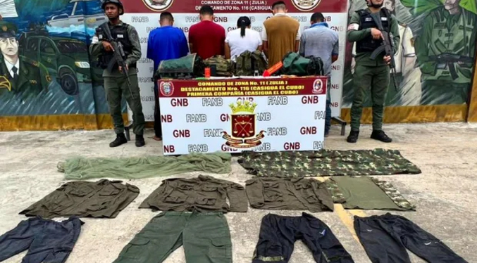 Detienen a cinco miembros de la guerrilla por tráfico de armas de guerra