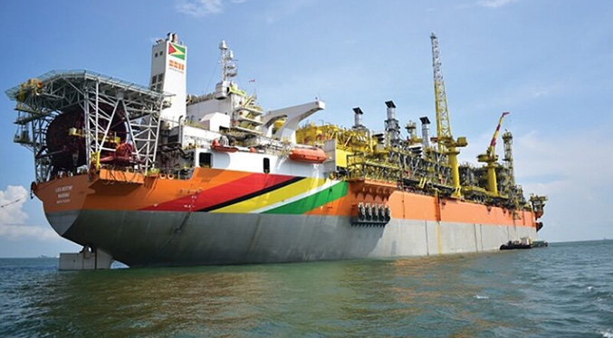 Guyana suspende licitación de pozos petroleros en el Esequibo