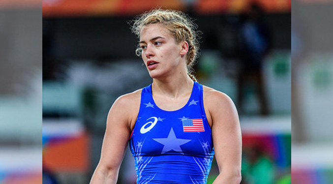 Luchadora olímpica de EEUU vuelve a las competencias luego de estar al «borde de la locura»