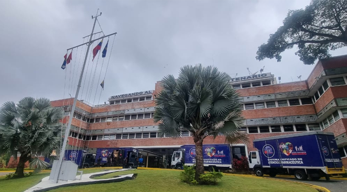 Armada venezolana recibe más de 595 mil insumos médicos para abastecer hospitales civiles