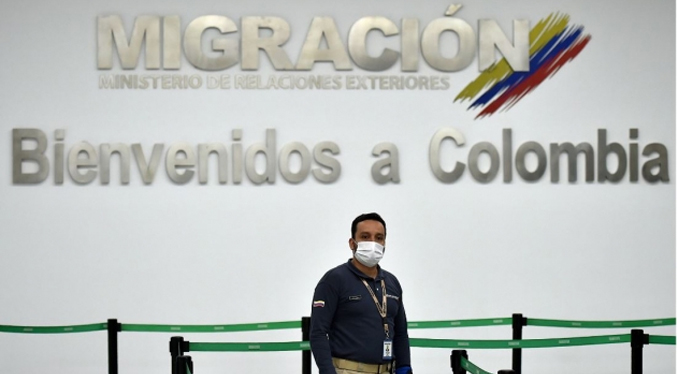 Colombia afirma que salida de Guaidó tuvo garantías