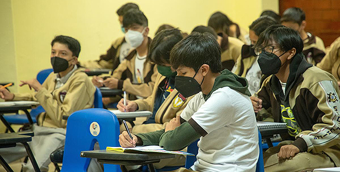 Ocho de cada 10 alumnos en México y Centroamérica presenta déficit educativo