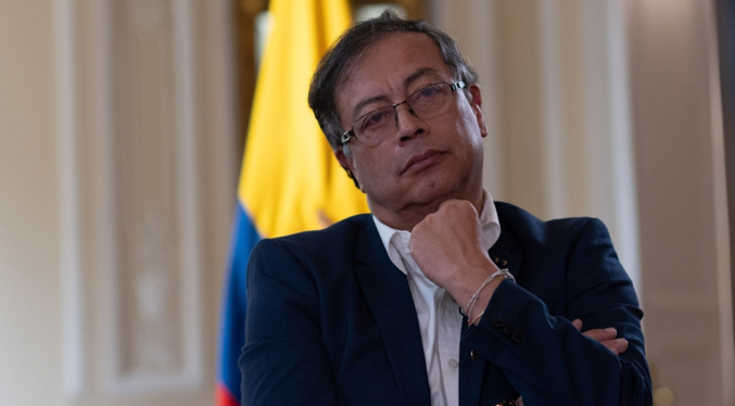Fiscalía colombiana inicia investigación por amenazas de muerte a Petro