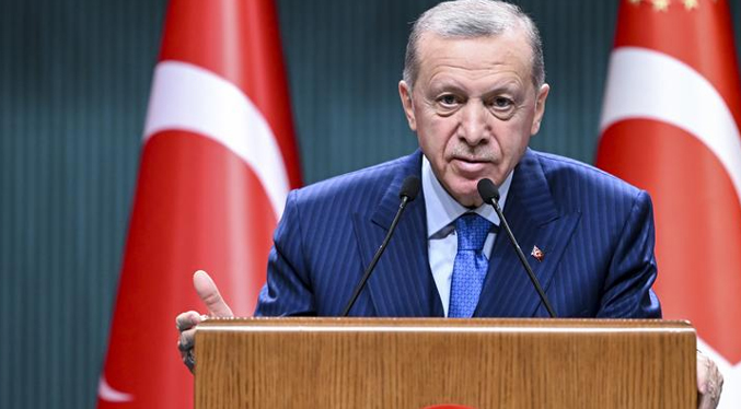 Turquía anuncia que asesinó en Siria al líder del EI